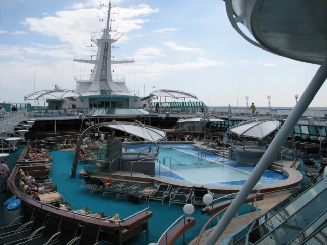 poolareafore.jpg