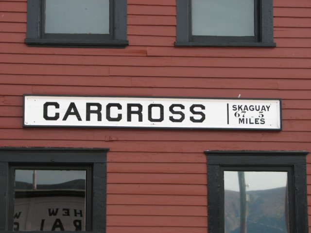 carcrosssign.jpg