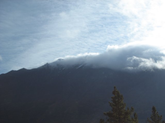stormrollingin.jpg